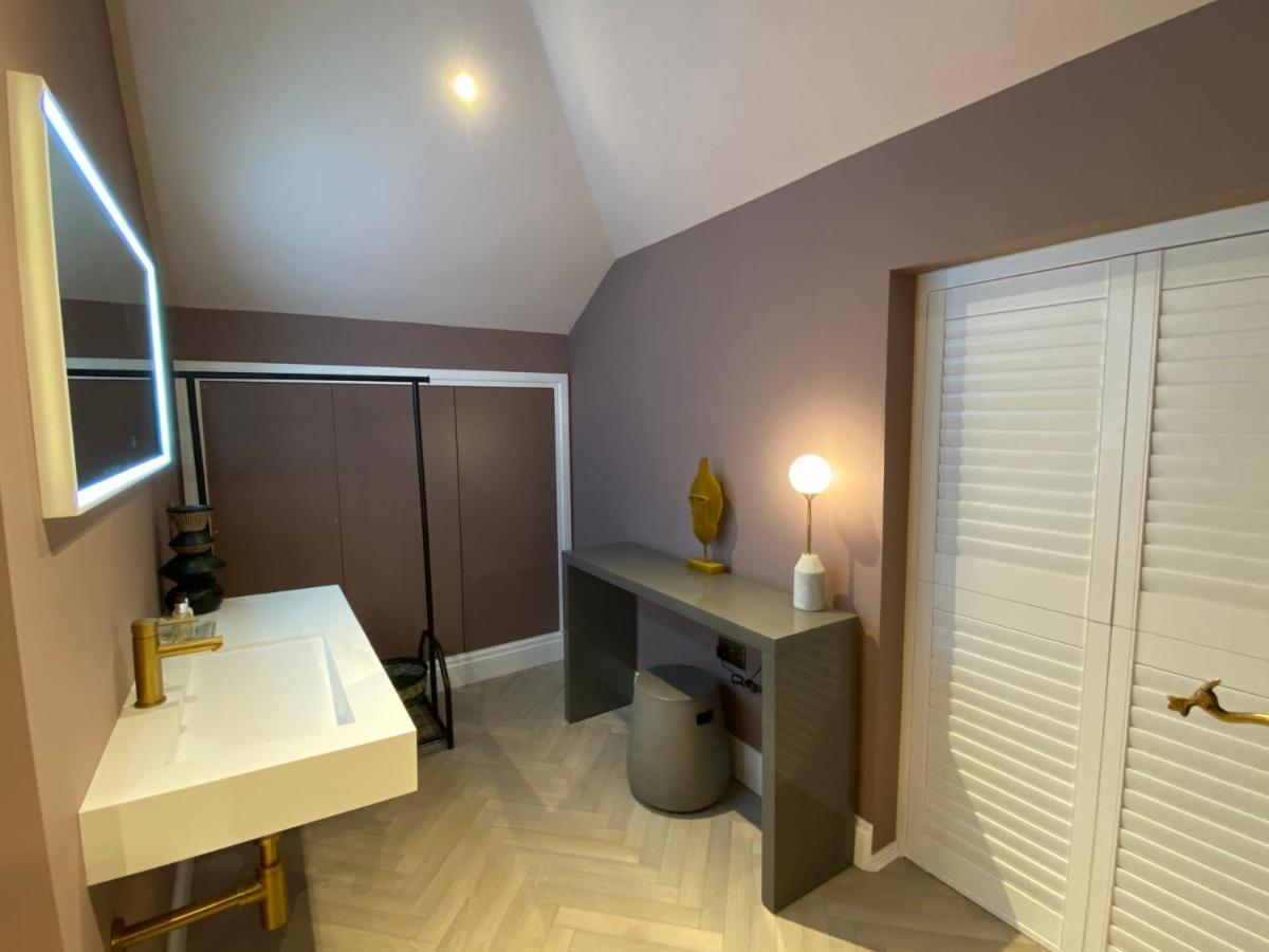 One-Bedroom Chalet