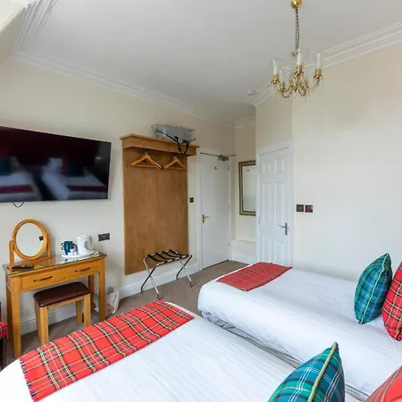 Montague Guest House-3